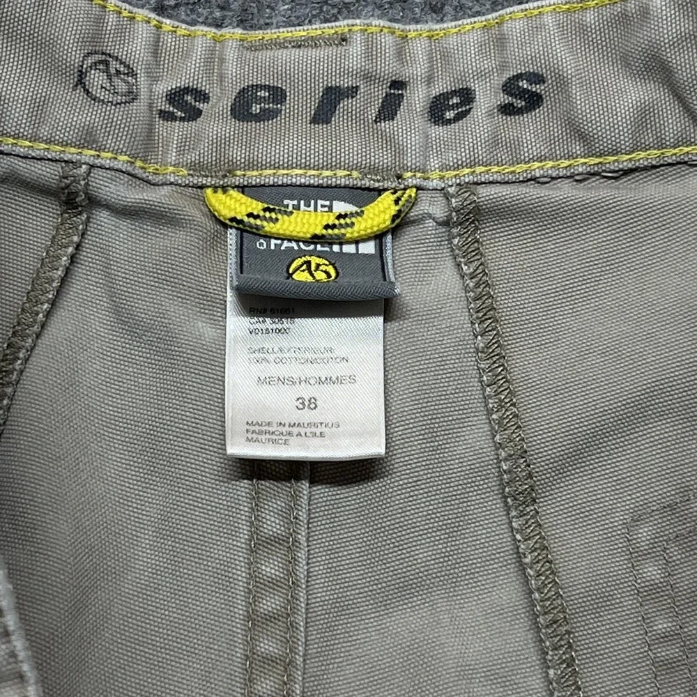 The North Face A5 Series Pants Mens 38 Beige Canvas Khakis Relaxed Fit Casual